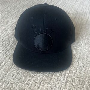 Mitchell & Ness Black 'The City' Hat